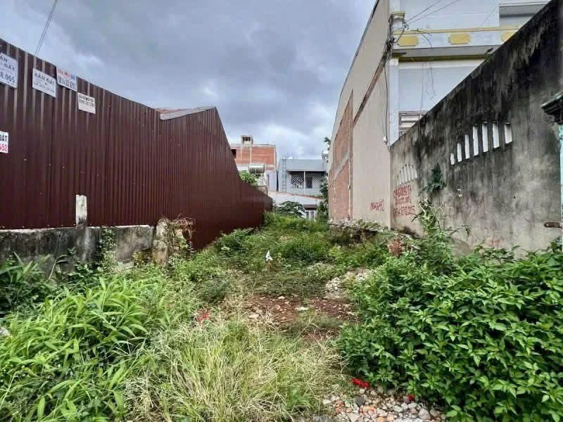 Bán đất mặt tiền Lạc Long Quân Quận 12, 120m², 3 tỷ 900 - Ảnh thu nhỏ 3