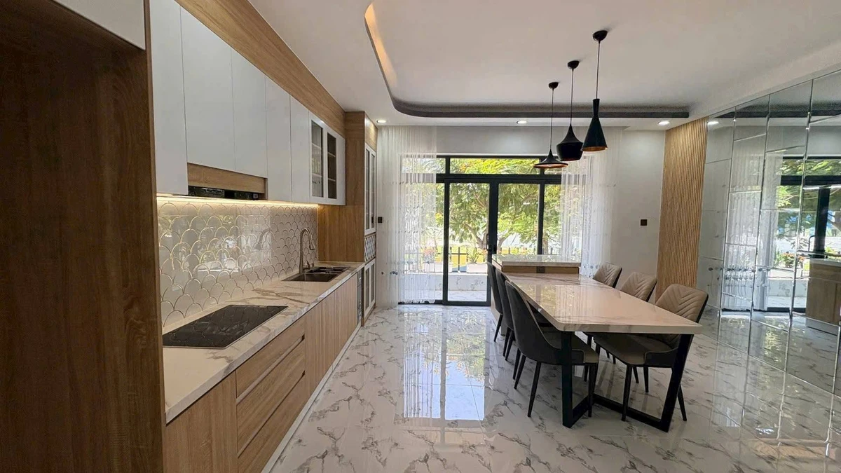 Bán nhà phố mới 235m², 4 phòng ngủ, Phan Rang - Tháp Chàm, 4.95 tỷ - Ảnh thu nhỏ 5