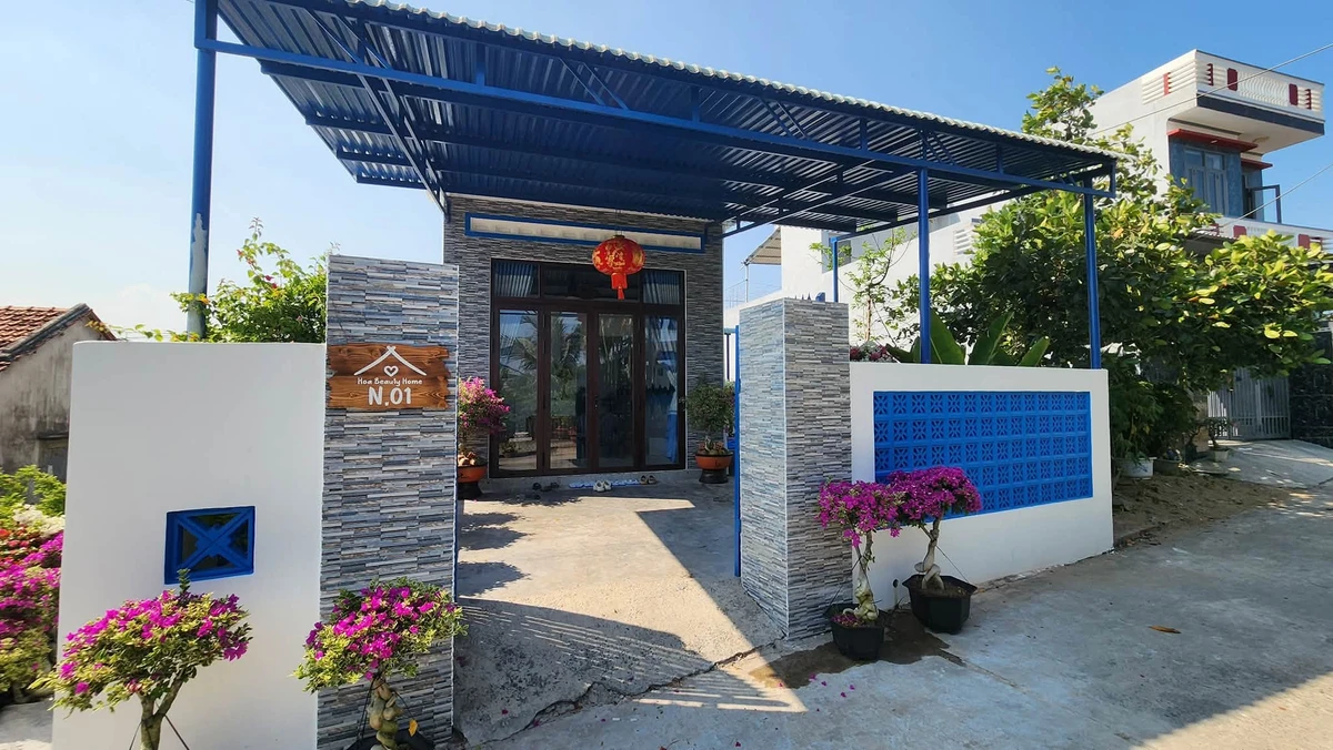 Bán nhà homestay phong cách Địa Trung Hải 175m² Phú Yên - Ảnh 1
