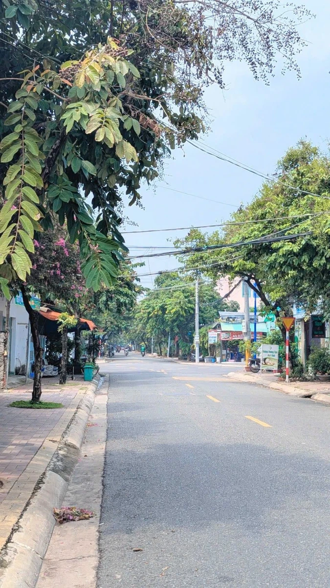 Bán đất mặt tiền Hàn Thuyên 100m2 thổ cư - Ảnh 1