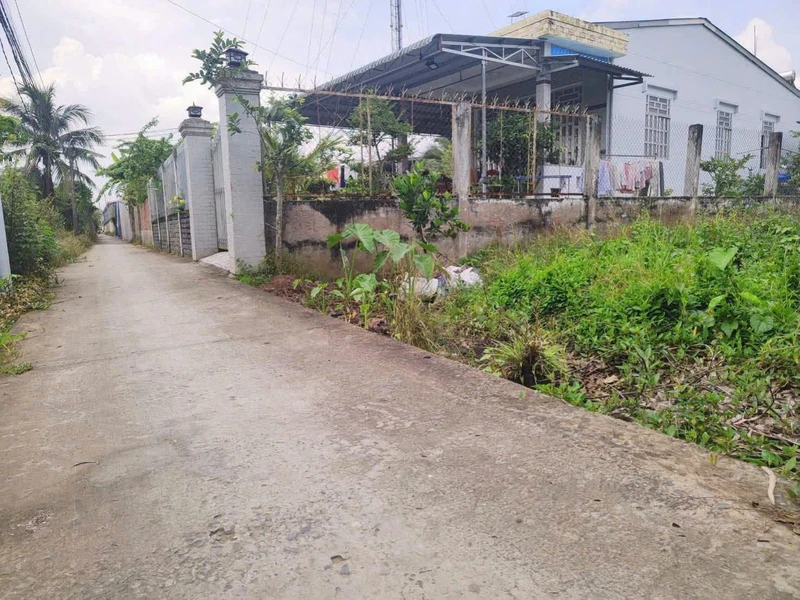 Bán đất nền thổ cư 130m² (5x26m) giá 750 triệu tại Bình Phú, Bến Tre