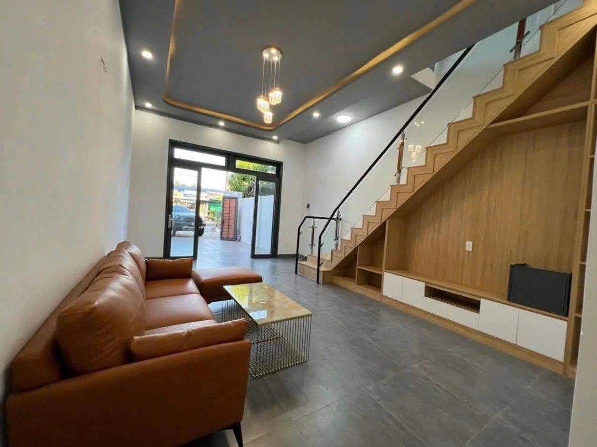 Bán nhà 1 mê 111m2 Võ Văn Kiệt 3 tỷ 650 - Ảnh thu nhỏ 2