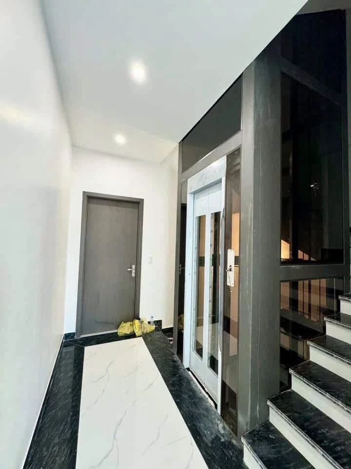Bán nhà 4,5 tầng 50m2 phân lô phố Trần Hoàn, Đằng Hải, Hải An, Hải Phòng giá 7,5 tỷ - Ảnh thu nhỏ 3