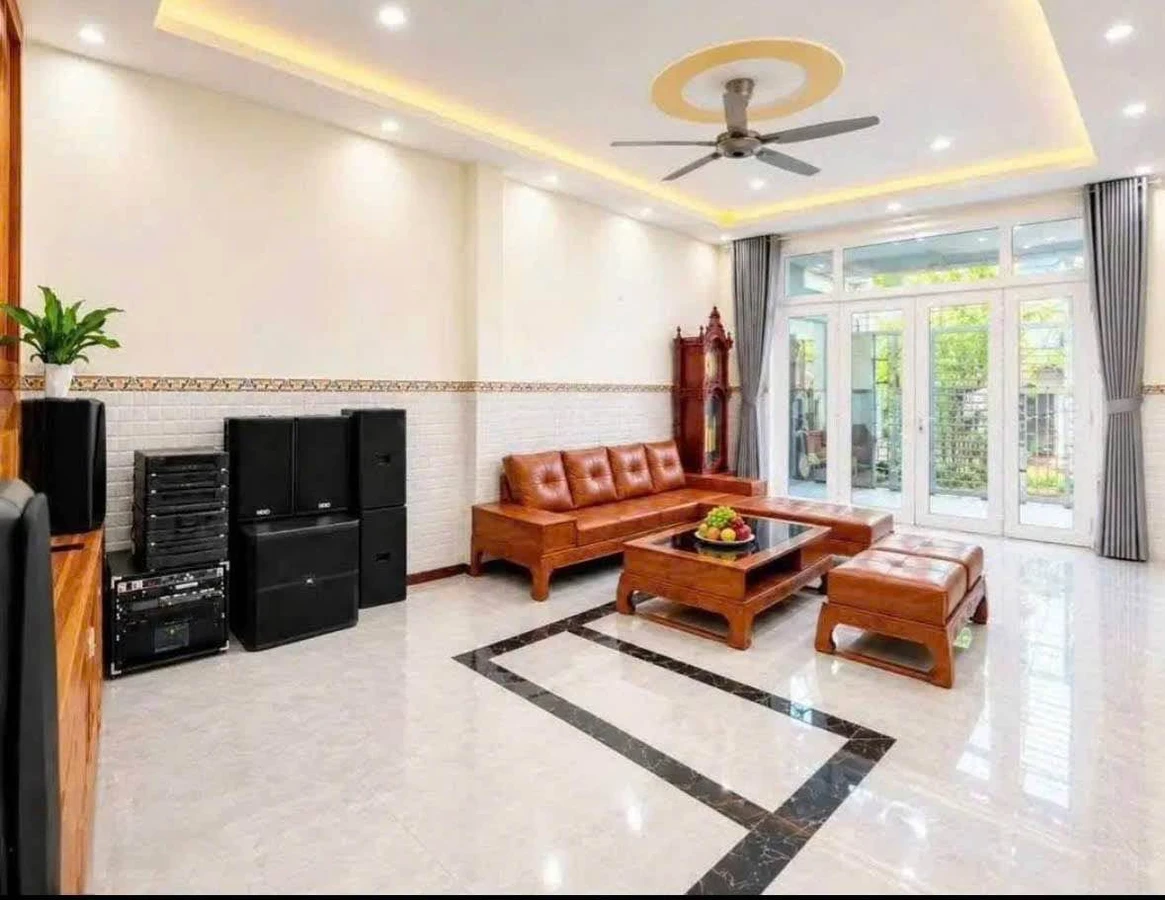 Nhà phố 2 tầng 52.4 m2 Lê Hồng Phong, Nha Trang 3.5 tỷ - Ảnh 1
