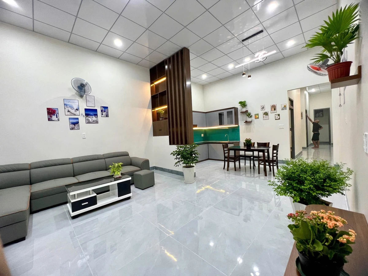 Bán nhà mới 5x23m, 2 phòng ngủ, giá 2,35 tỷ tại Nguyễn Phúc Chu, Thành Nhất, Buôn Ma Thuột - Ảnh thu nhỏ 4