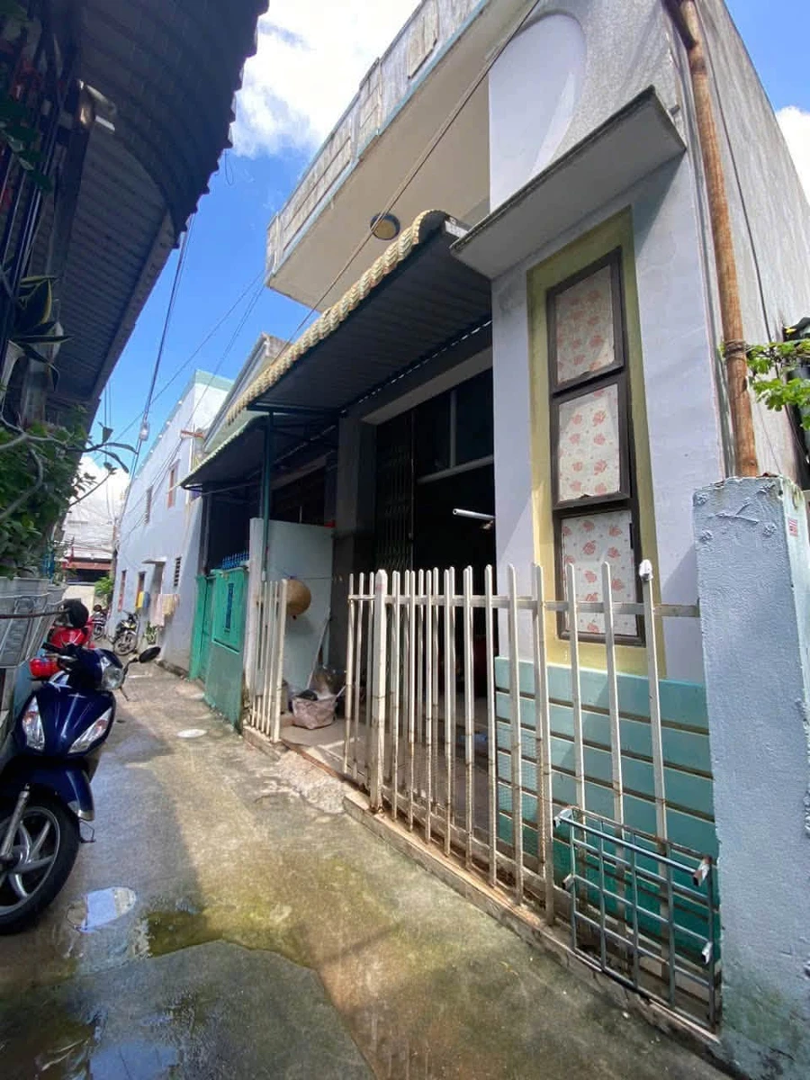 Bán nhà hẻm 42m2 Trần Hưng Đạo Quy Nhơn 1,35 tỷ - Ảnh 1