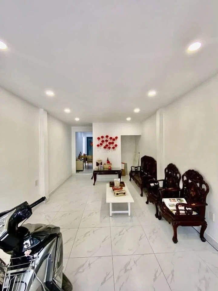 Bán nhà hẻm Phạm Thế Hiển 63m2, 1 trệt 1 lầu 3PN, giá 5,4 tỷ, Phường 6 Quận 8 - Ảnh thu nhỏ 2