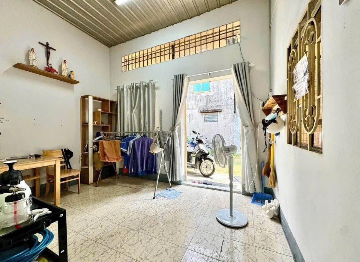 Bán nhà 2 phòng ngủ Phường Tam Hoà Biên Hoà 1 tỷ 850 triệu - Ảnh thu nhỏ 3