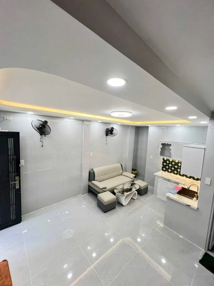 Bán nhà hẻm 1170 Ba Tháng Hai, Phường 12, Quận 11, 1 trệt 1 lầu, giá 2,98 tỷ - Ảnh thu nhỏ 4