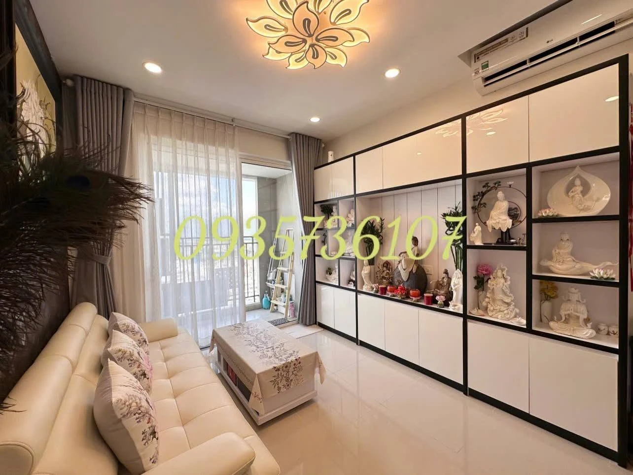 Bán căn hộ 2PN Golden Mansion 75m², view sân bay, 5.64 tỷ - Ảnh 1