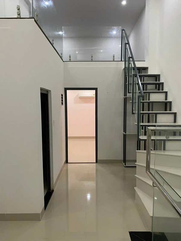 Bán tòa 35 căn hộ Nha Trang 364m² đường Cửu Long 35 tỷ