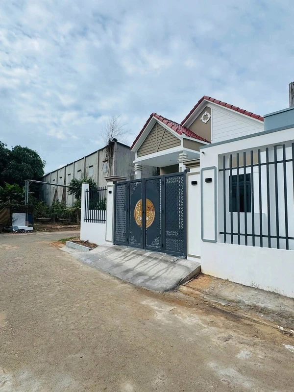 Nhà cấp 4 mái Thái 3 phòng ngủ Mỹ Phước 1,88 tỷ