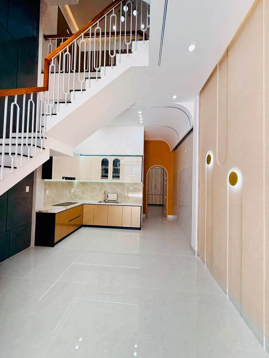 Bán nhà mặt tiền 3 tầng 62m2 Hà Thanh 2 Quy Nhơn - Ảnh thu nhỏ 3