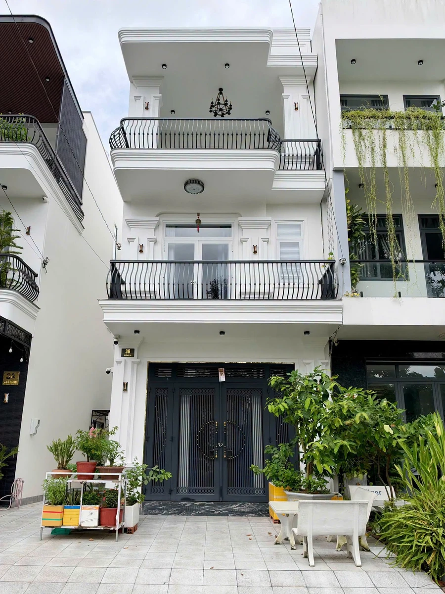 Bán nhà 1 trệt 2 lầu 232,5m² có sổ hồng Cần Thơ - Ảnh 1