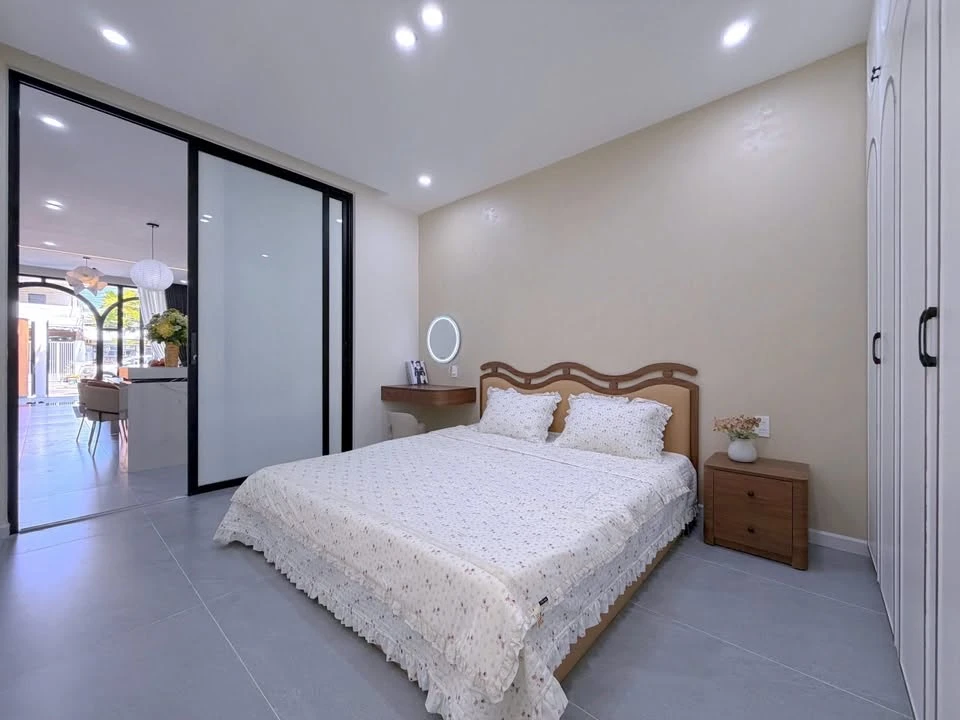 Bán nhà 3 tầng 100m² hướng Đông Nam Hòa Xuân Đà Nẵng - Ảnh thu nhỏ 4