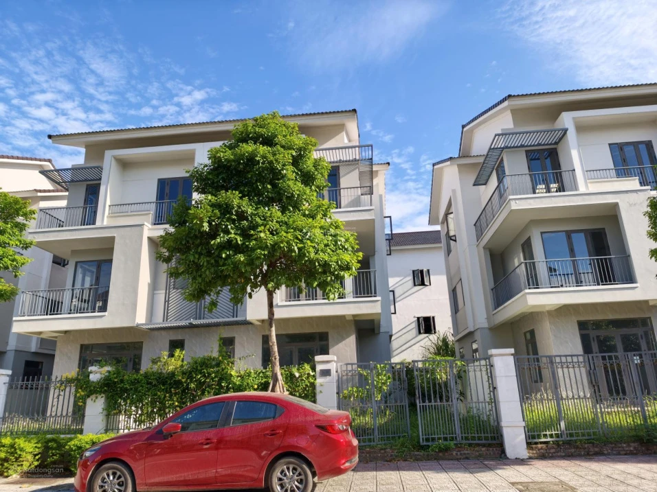 Giảm ngay 2 tỷ căn BTSL 180m2 Centa Riverside Từ Sơn - Ảnh 1
