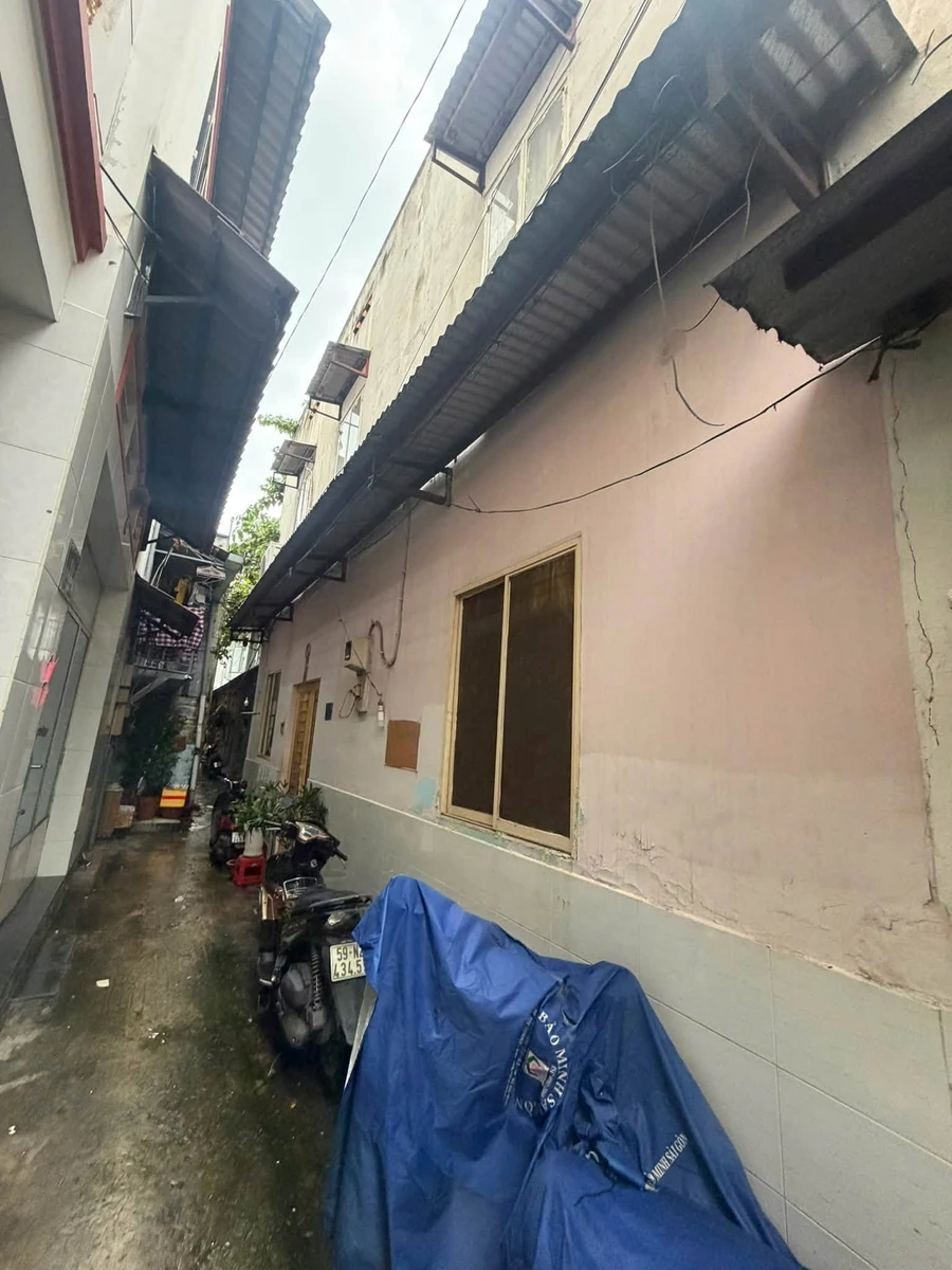 Bán nhà hẻm 9x4,2m Trần Xuân Soạn, Quận 7 - 2,85 tỷ - Ảnh thu nhỏ 2