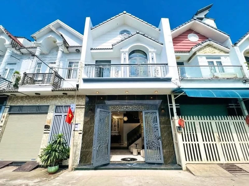 Bán nhà 3 tầng 52m² đường Huỳnh Tấn Phát, Nhà Bè, giá 5,96 tỷ