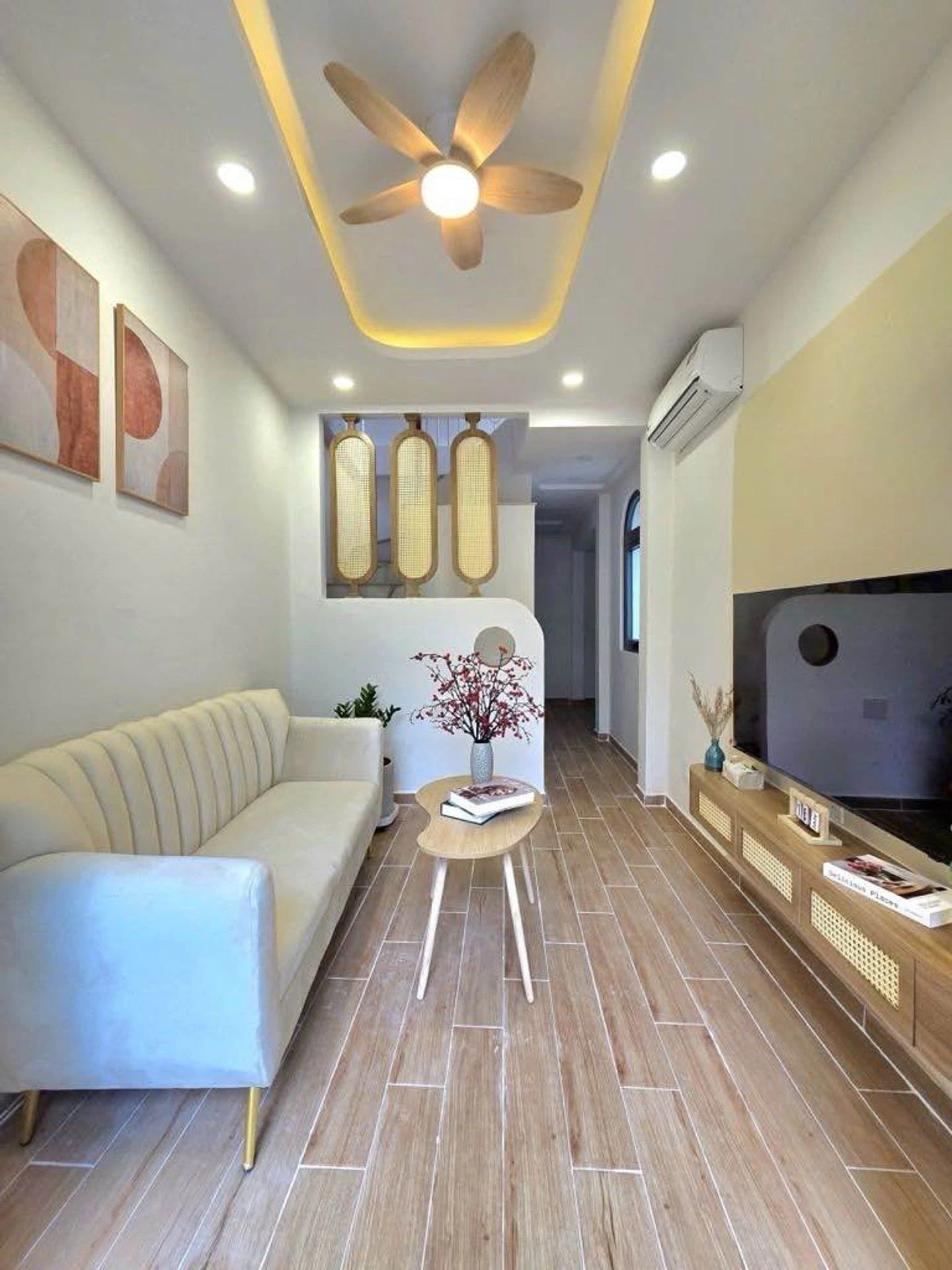 Bán nhà 4 tầng 2PN 25m² Phan Xích Long Phú Nhuận 4,7 tỷ - Ảnh 1
