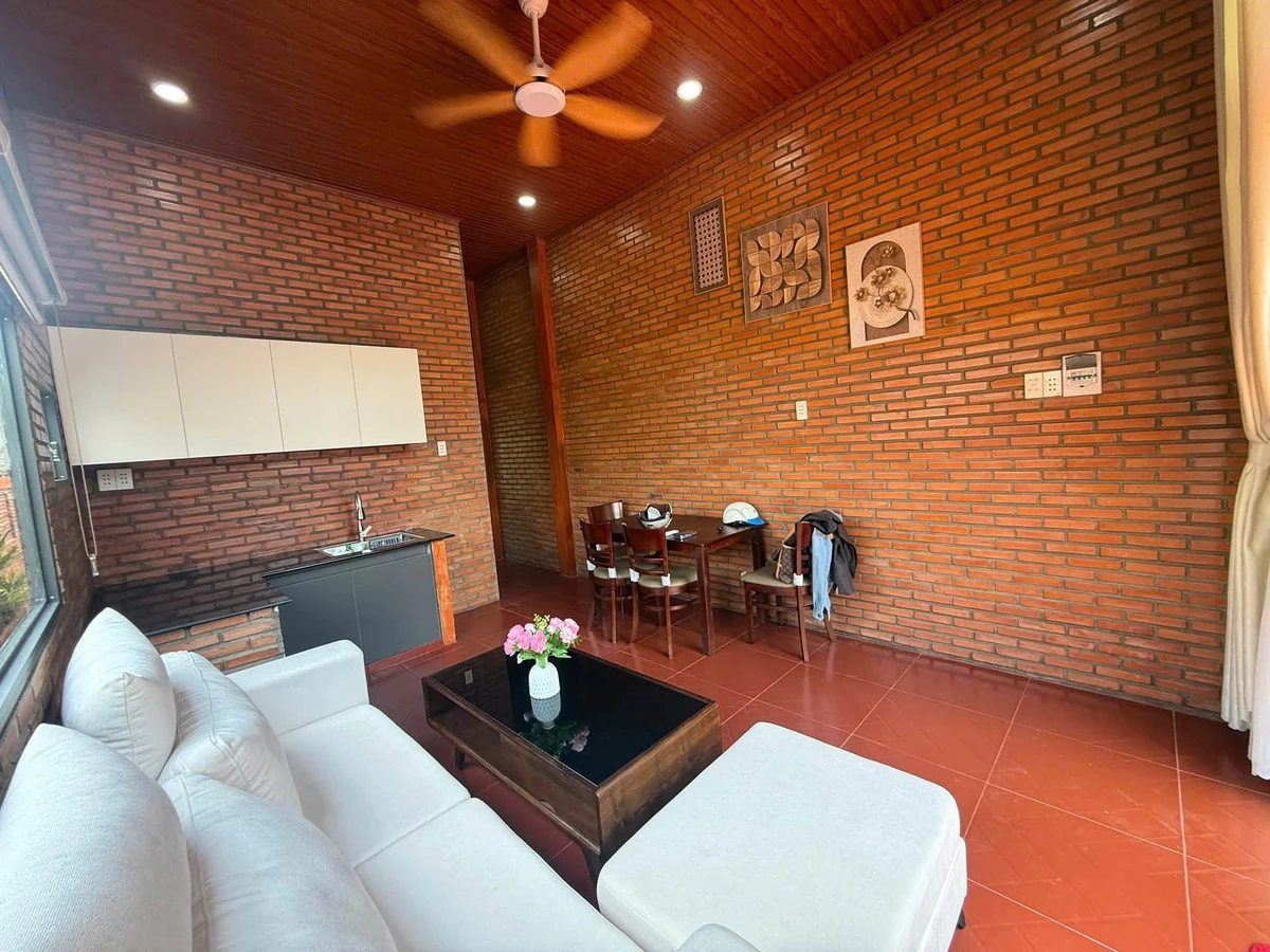Bán nhà 2 mặt tiền 100m² sân vườn Đồng Khởi 890 triệu - Ảnh thu nhỏ 2