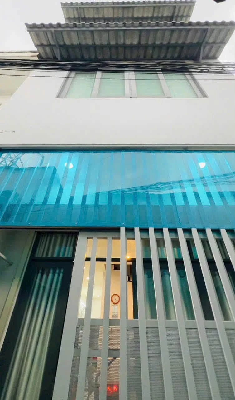 Bán nhà 2 mặt tiền, 4 phòng ngủ, 38.6m², Quận 12 - Ảnh 1
