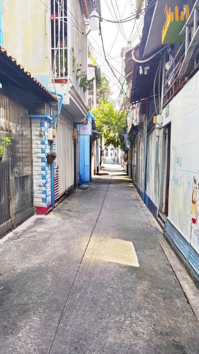 Nhà phố 4 tầng Quận 4, 80m², 4PN, 4.8 tỷ - Ảnh thu nhỏ 2