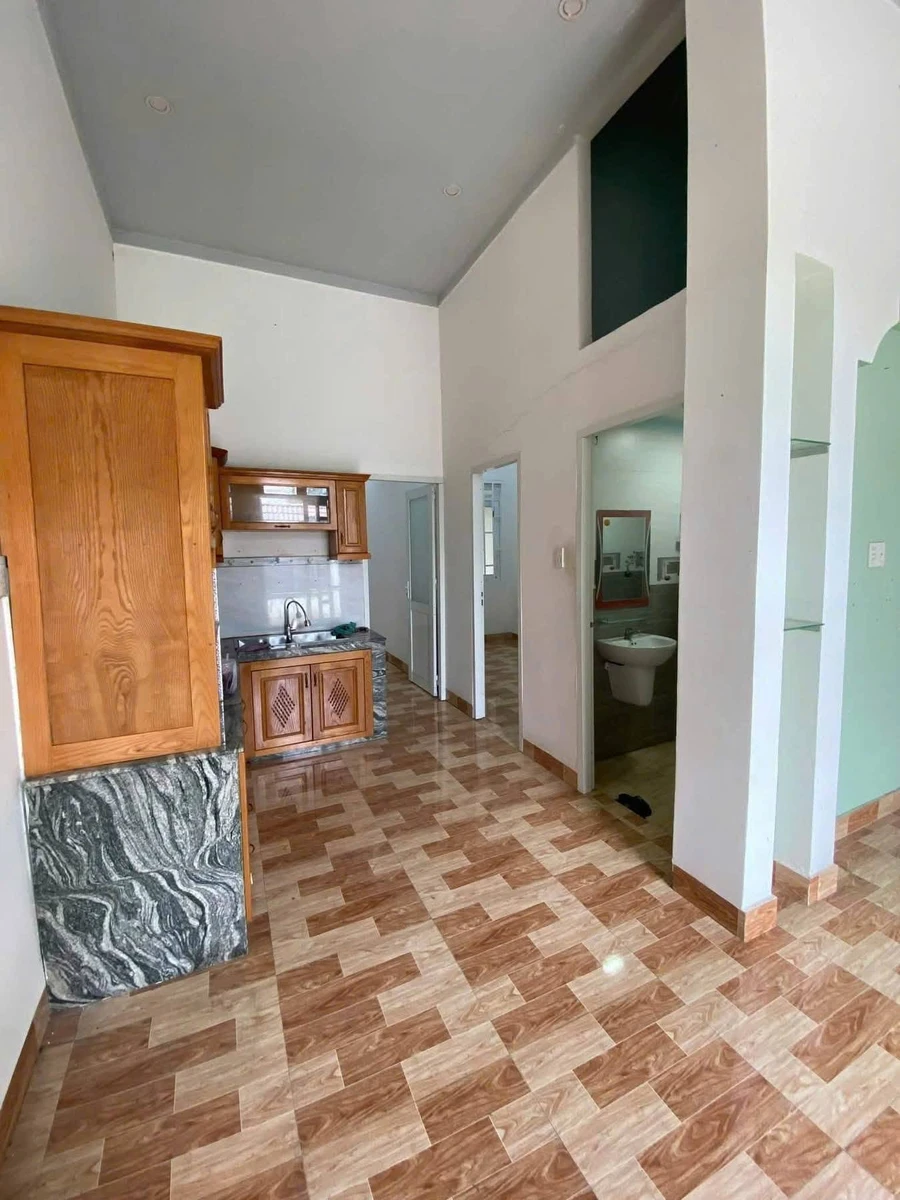 Bán nhà cấp 4 154m² gần Chợ Thanh Hoá Trảng Dài 2 tỷ 100 triệu - Ảnh thu nhỏ 2