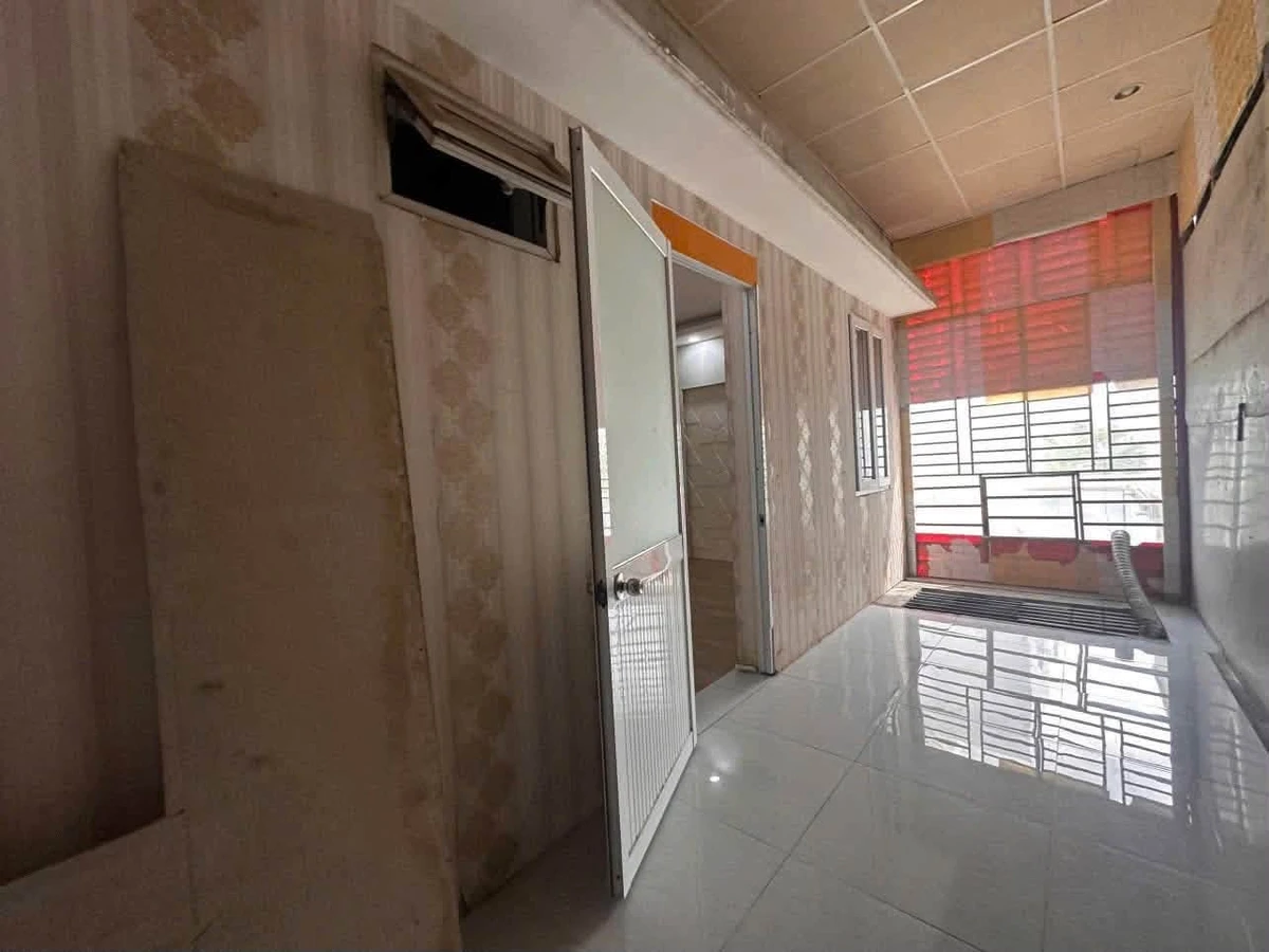 Bán nhà KDC Trịnh Quang Nghị 6x18m, 1 trệt 3 lầu, 6PN, Phường 7 Quận 8, giá 9,2 tỷ - Ảnh thu nhỏ 5
