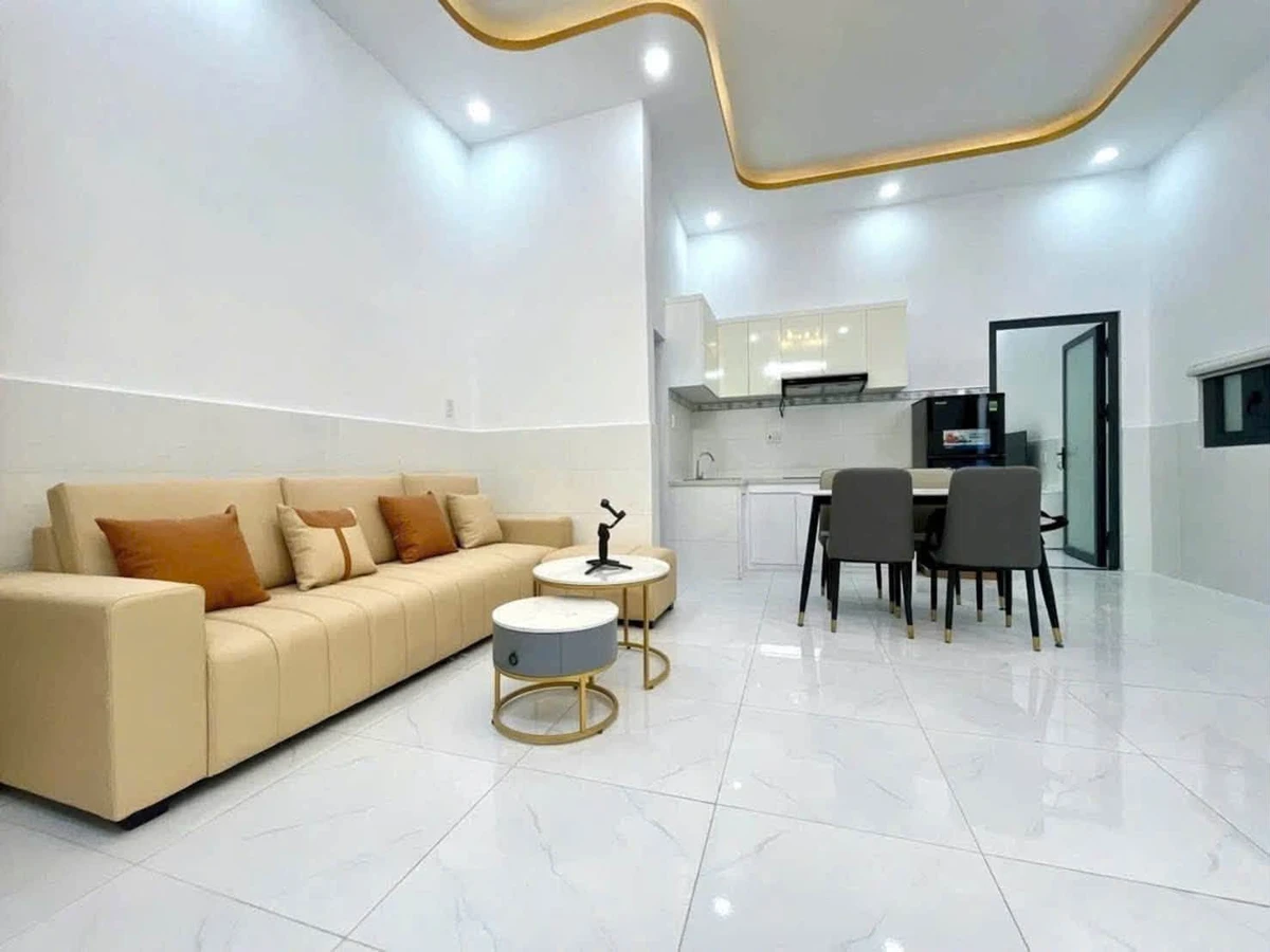 Bán nhà 1 phòng 42m² gồm full nội thất tại Huỳnh Tấn Phát - Ảnh thu nhỏ 2