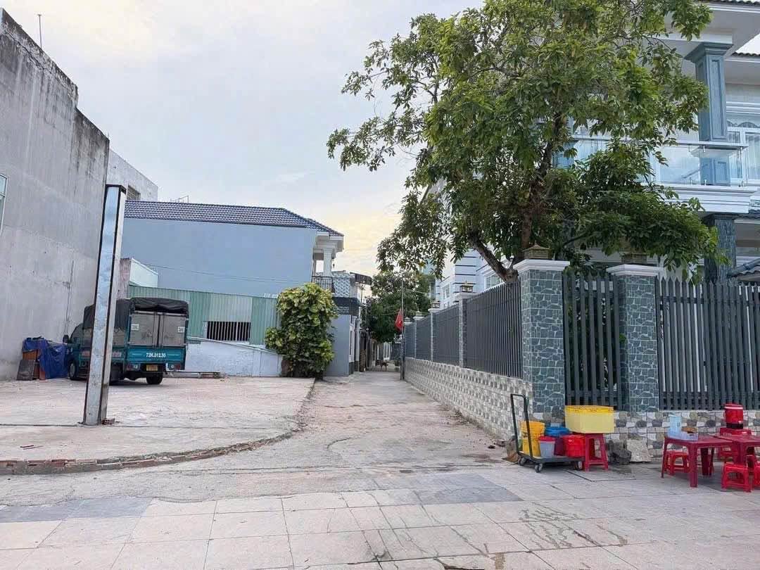 Bán lô đất 78m2 đường Phạm Văn Đồng, Bà Rịa
