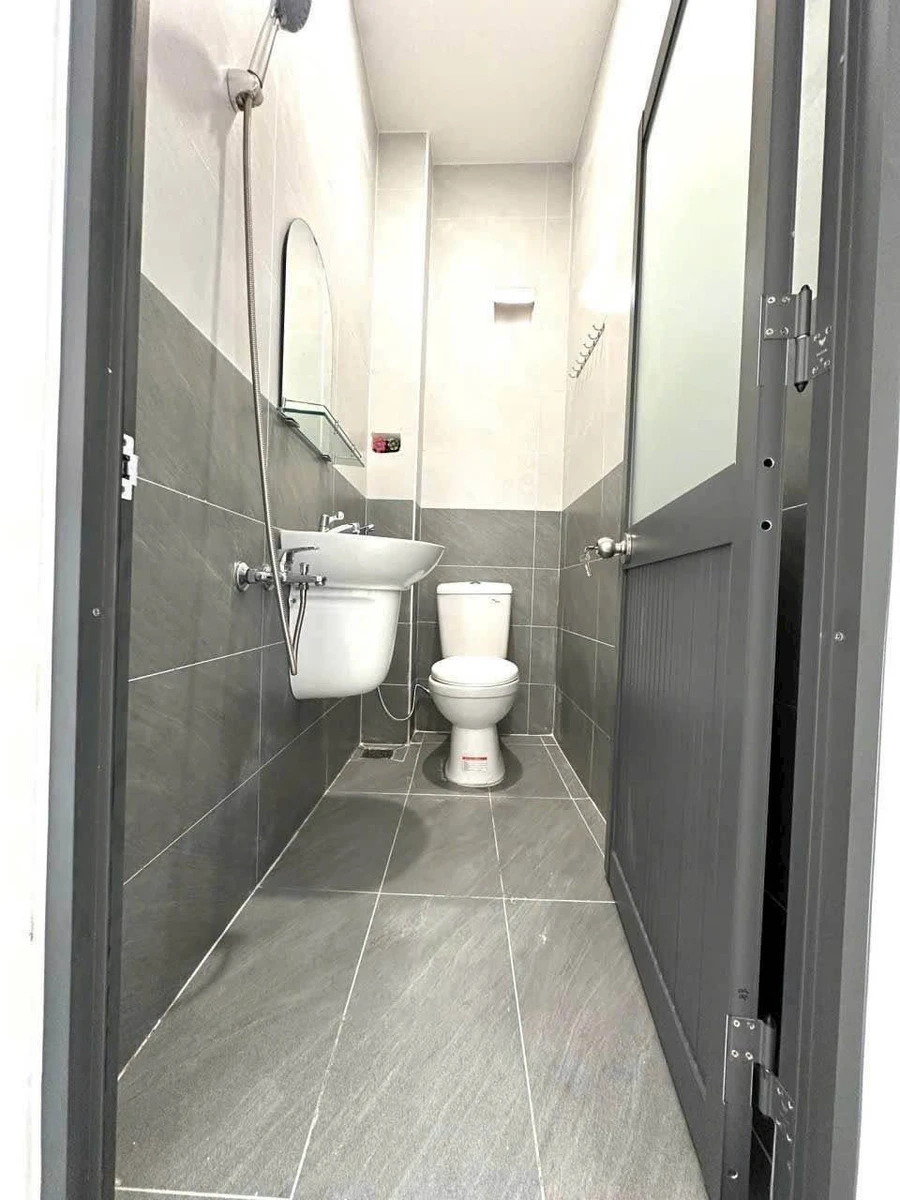 Bán nhà mới xây 3 PN, 57,7 m2 Quận 12 - Ảnh 1