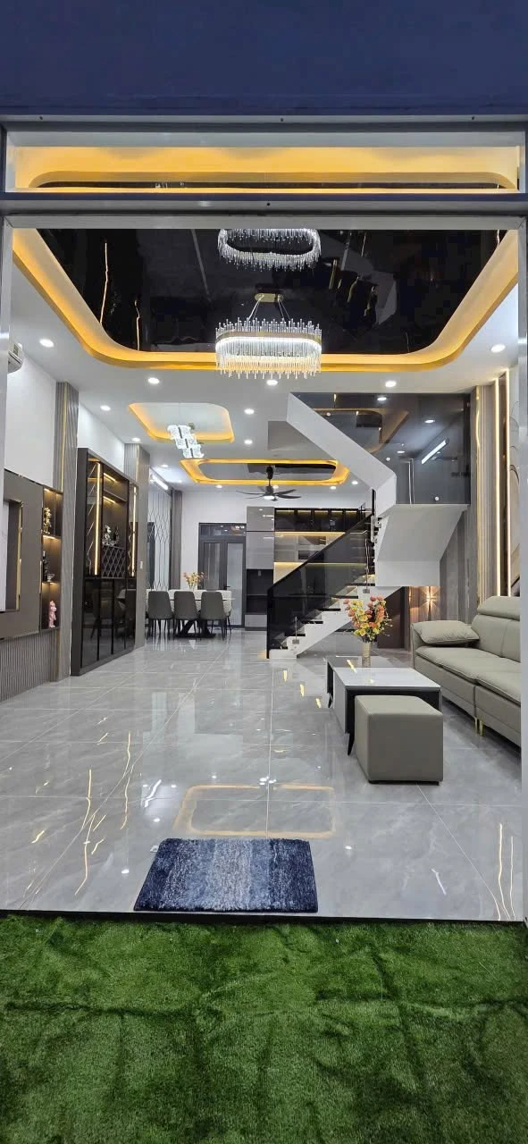 Bán nhà 3 phòng ngủ 60m² 5 tỷ 550 Nhà Bè - Ảnh 1
