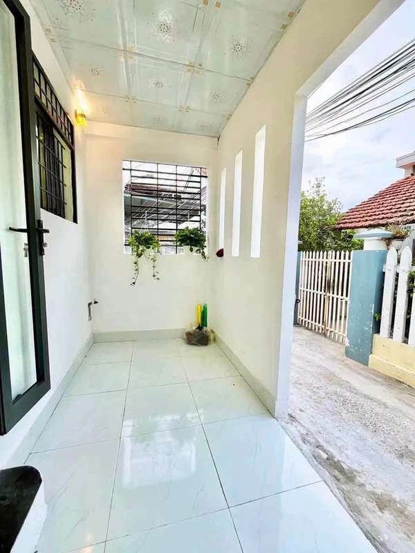 Bán nhà cấp 4 gác xinh xắn 52.4m2 Tuy Hoà