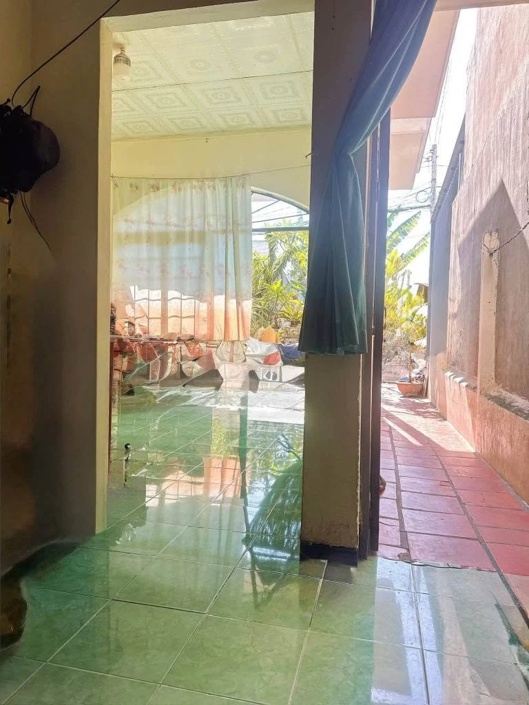 Bán nhà cấp 4 100m2, 3 phòng ngủ gần hồ bơi Quốc Hùng, Phan Thiết - Ảnh 1