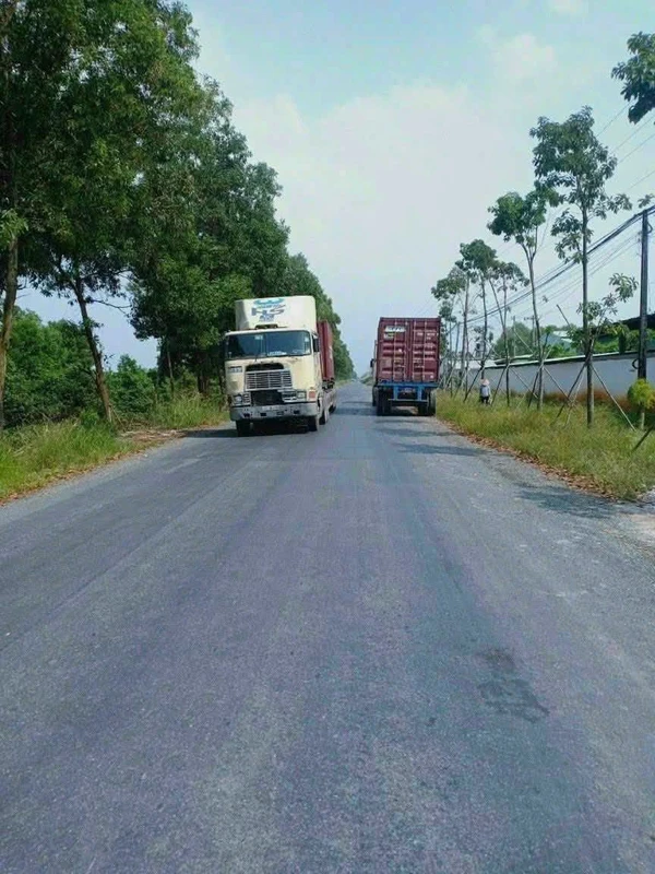 Bán đất 2.800m2 mặt đường Nhựa Gia, Long An, 16 tỷ