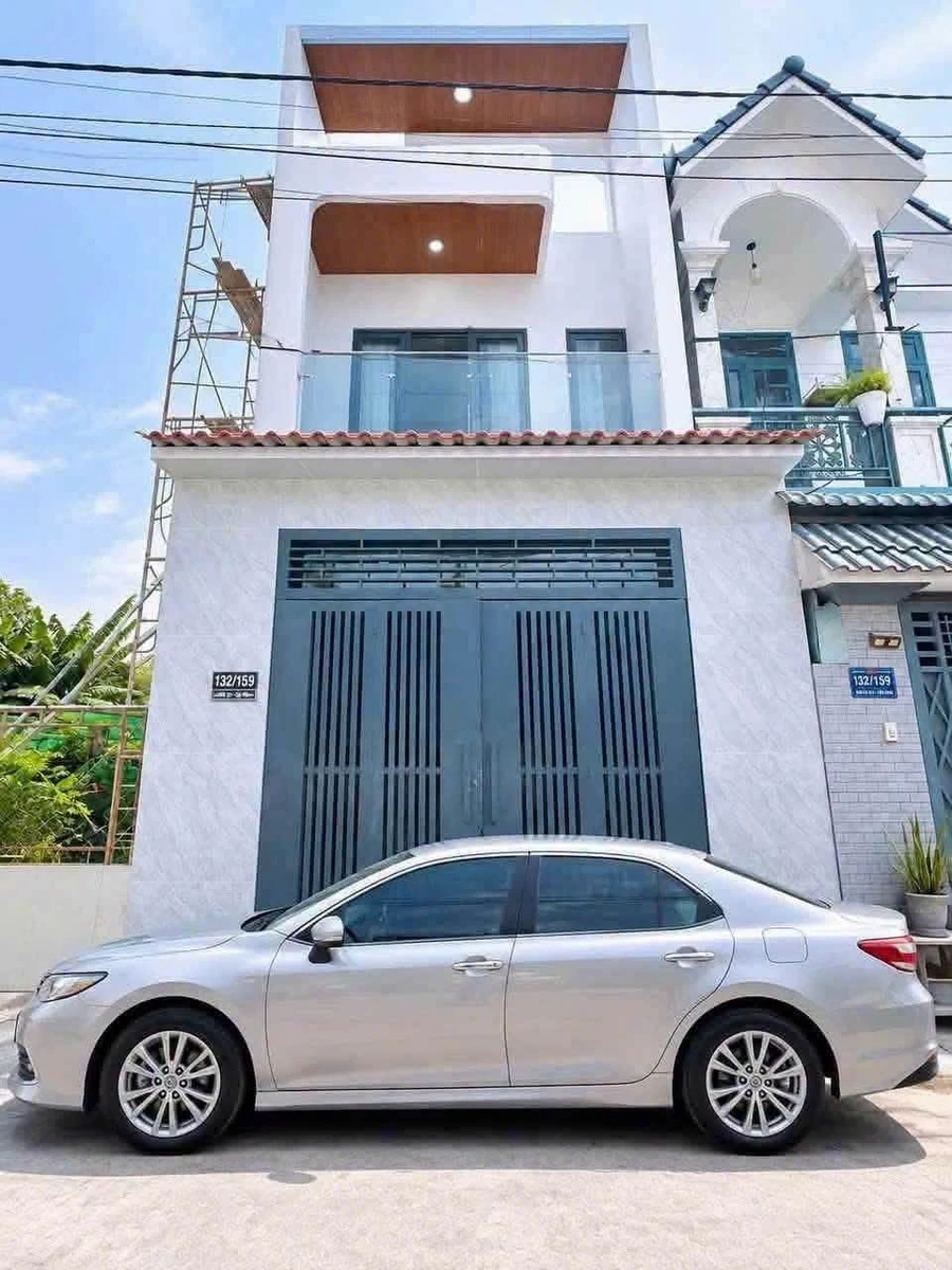 Bán nhà 3 phòng ngủ 65m² Dĩ An, giá 3 tỷ 950 - Ảnh 1
