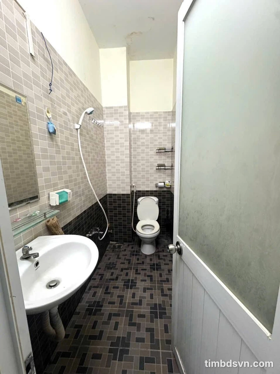 Cho thuê nhà 4PN, 3 lầu tại Hương Lộ 2, Bình Tân - 11 triệu/tháng - Ảnh thu nhỏ 4