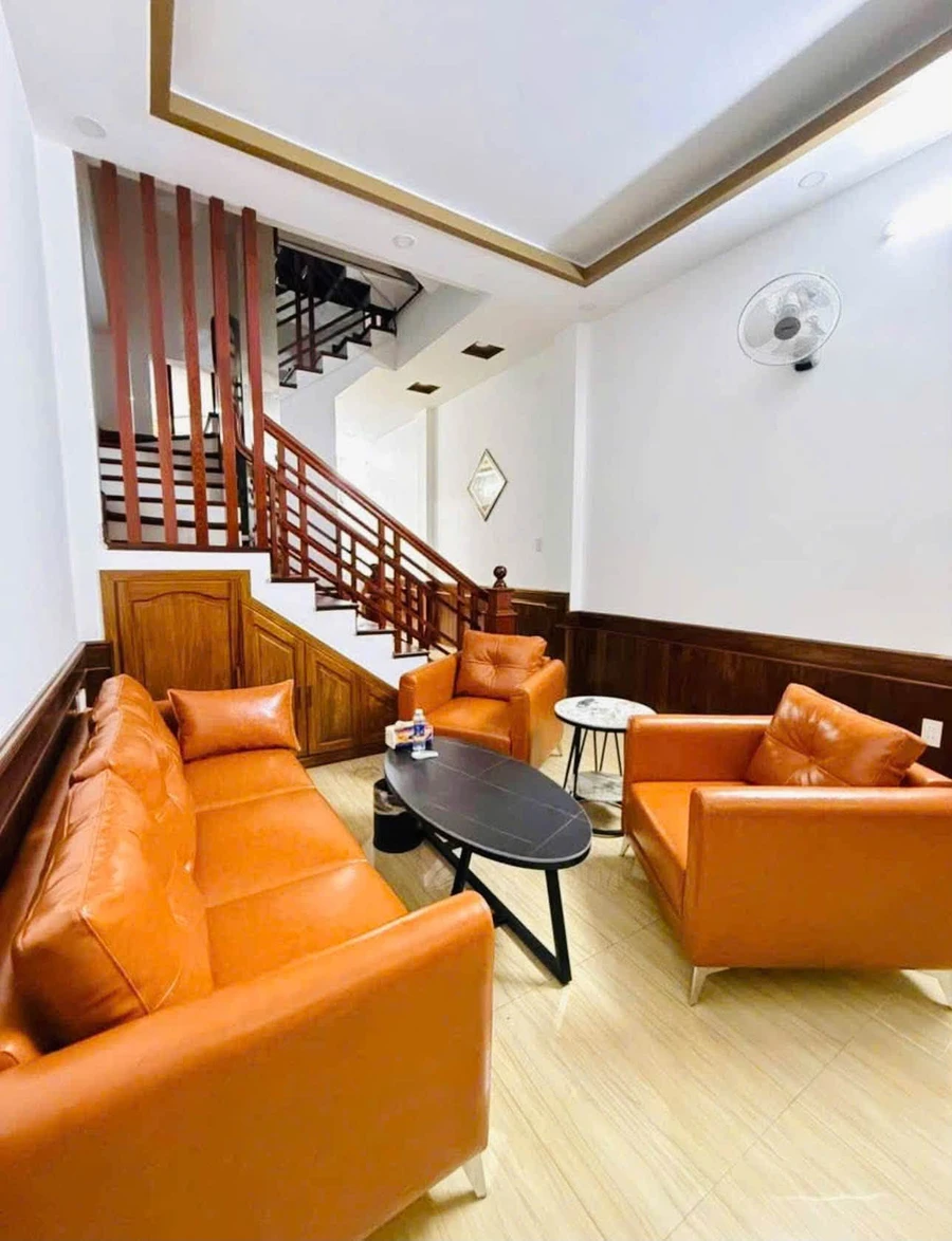 Nhà bán 4 tầng mặt tiền Châu Văn Liêm 65.5m2 Nha Trang 7.6 tỷ - Ảnh thu nhỏ 2