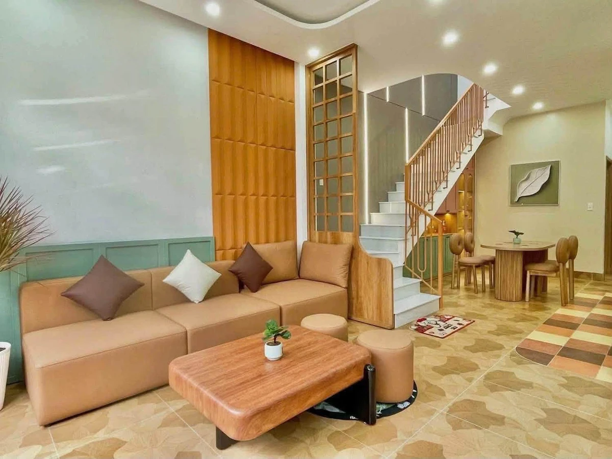 Bán nhà 2 tầng sân vườn 83 m² 3 PN Phan Kế Bính, Đà Nẵng - Ảnh thu nhỏ 4