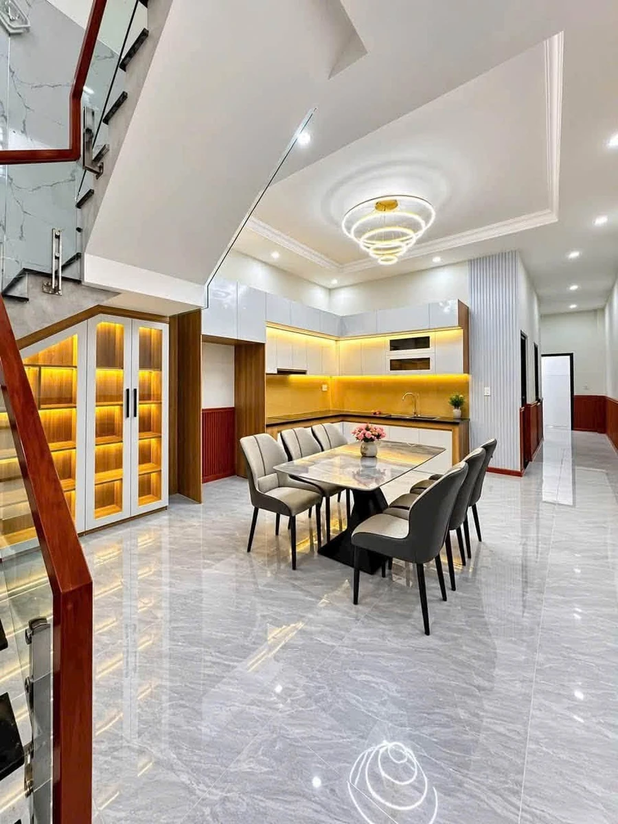 Bán nhà lầu 130m² Trang Dài gần Đồng Khởi - Ảnh thu nhỏ 3