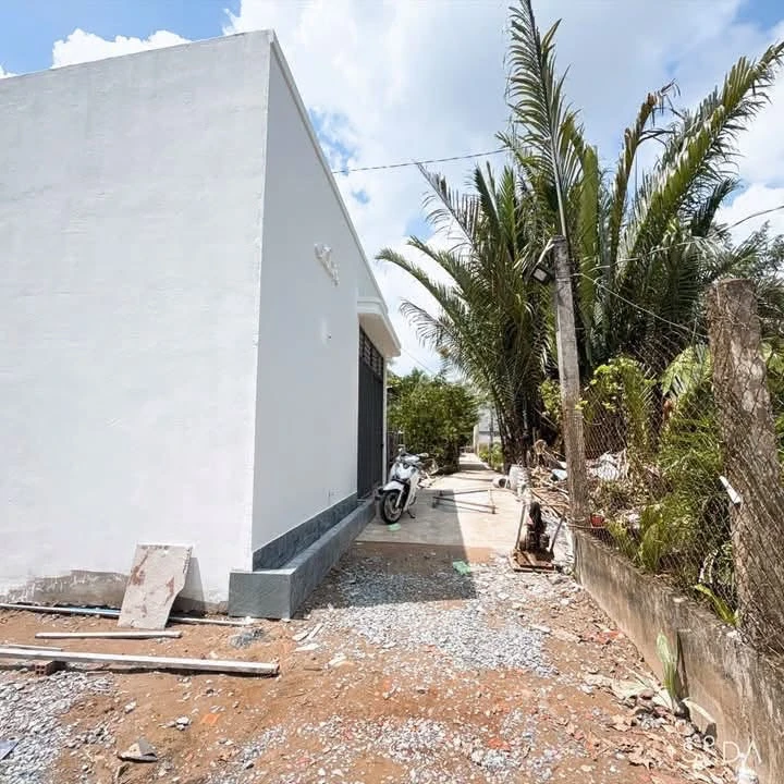 Bán nhà 2 phòng ngủ 85m² gần Đại lộ Đông Tây, Bến Tre, 890 triệu - Ảnh thu nhỏ 2