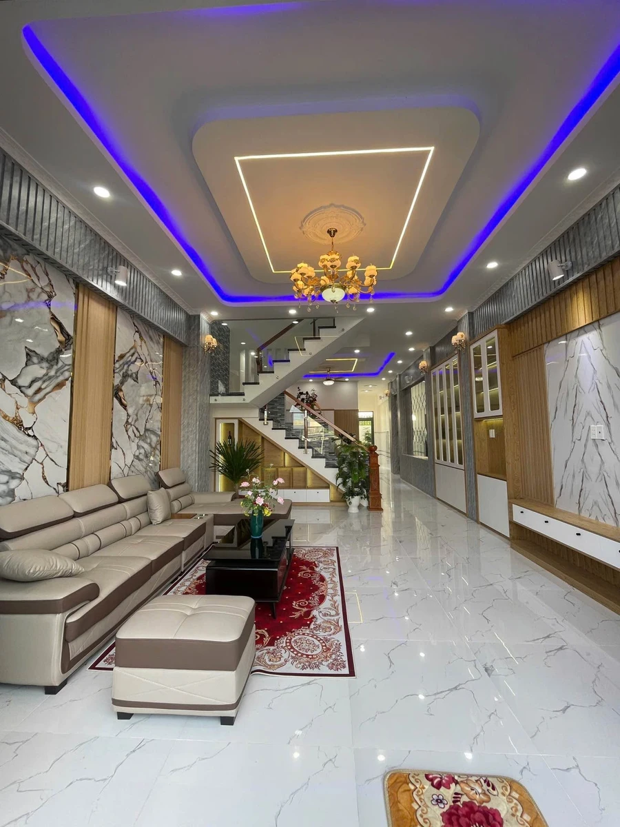 Bán nhà mặt tiền kinh doanh 154m² 4PN Cần Giuộc Tây Ninh 3,3 tỷ - Ảnh thu nhỏ 3