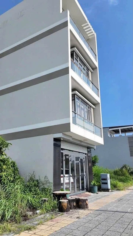 Nhà mặt tiền kinh doanh 158m2 đường 3/2 Bà Rịa 9 tỷ