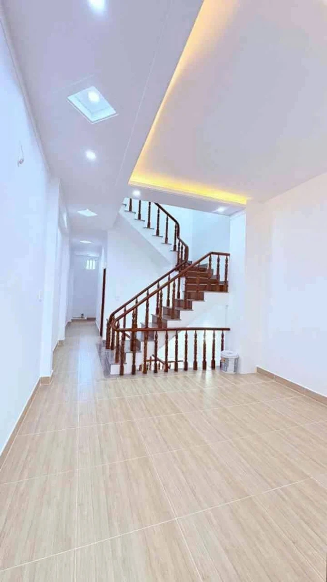 Nhà mặt tiền kinh doanh Dĩ An 64m² 4 tầng 5,95 tỷ - Ảnh thu nhỏ 3