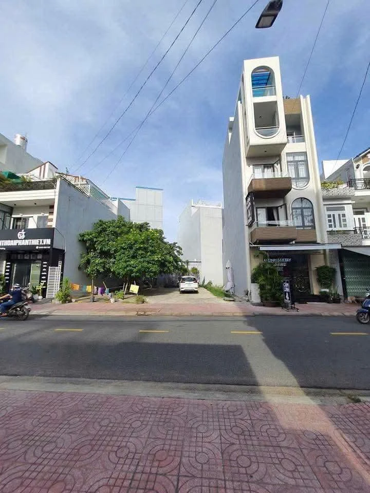 Bán đất mặt tiền kinh doanh 102m2 Phan Thiết Bình Thuận - Ảnh 1