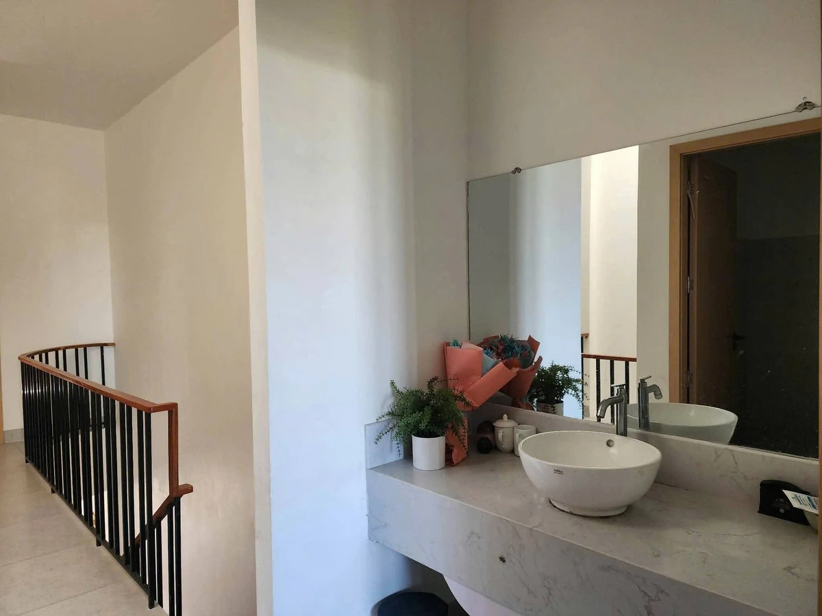 Bán nhà 2 tầng 111m² sân vườn, gara ô tô, Huế - Ảnh thu nhỏ 5
