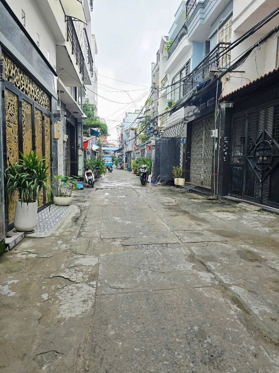 Bán nhà 2 tầng hẻm xe tải 62m² Bình Tân 4,6 tỷ - Ảnh thu nhỏ 3