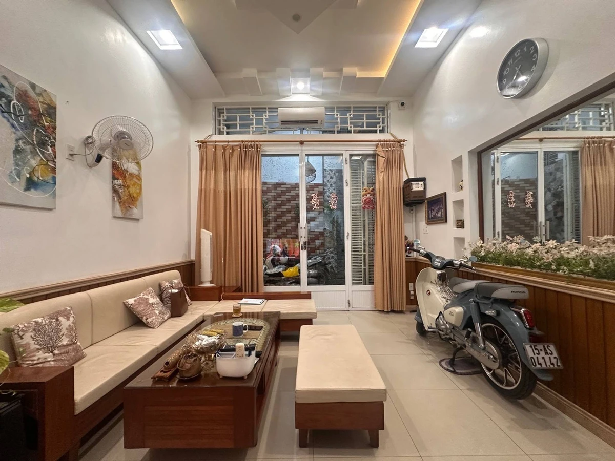 Bán nhà Hai Bà Trưng 55m² 4 tầng 3,99 tỷ - Ảnh thu nhỏ 2