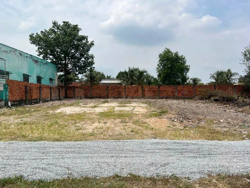 Bán đất thổ cư 5x30 (150m2) giá 950 triệu tại thị trấn Đức Hòa, Long An