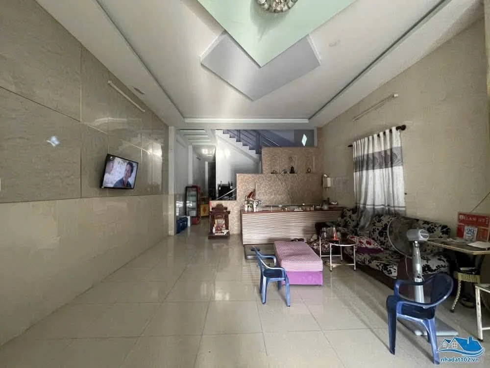Bán khách sạn 164,3m² đường Nguyễn Trung Trực, Rạch Giá, 5 tỷ - Ảnh 1